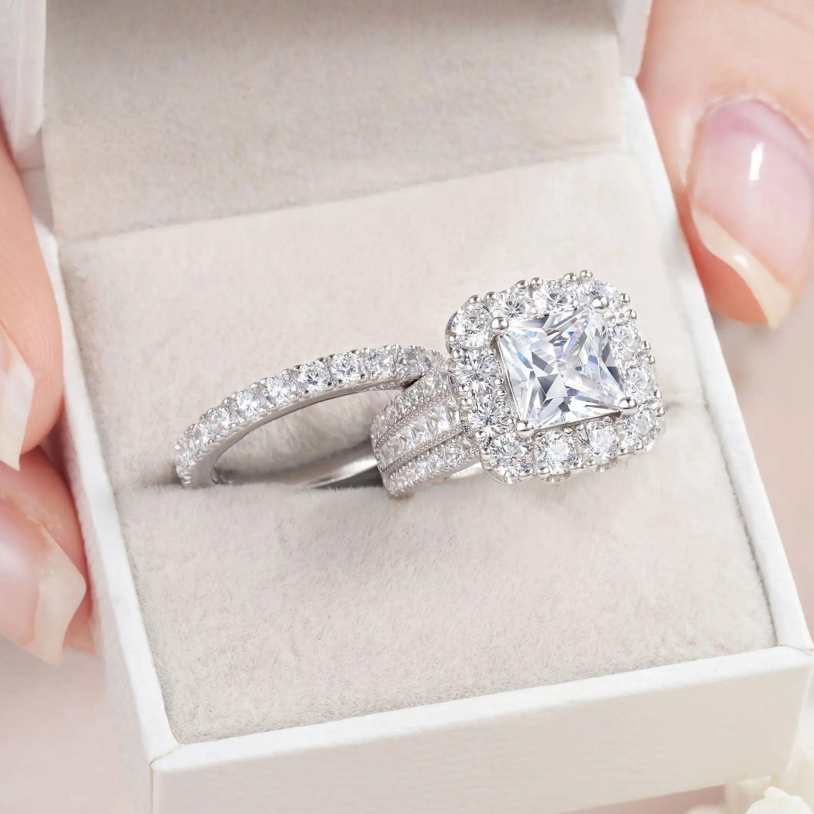 Conjunto de Anéis de Casamento Prata 925 com Zircônia Cúbica - Heraki Joias