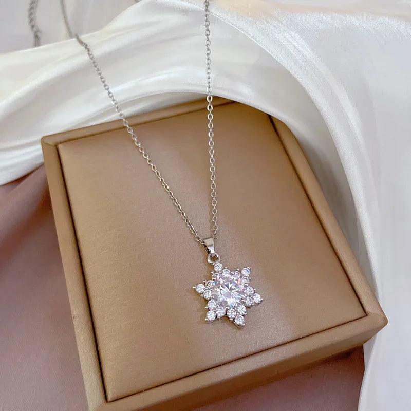 Colar Pingente Estrela Luxo - Heraki Joias