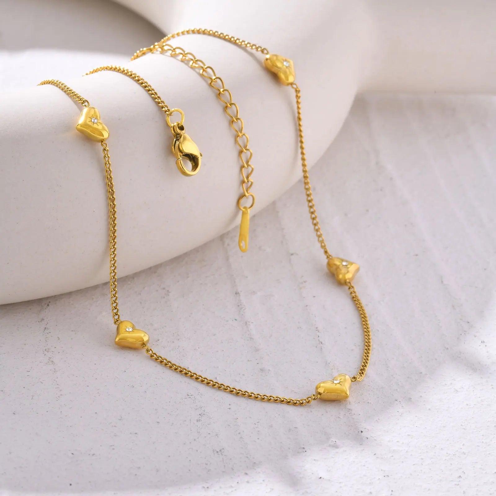 Colar de Coração Feminino em Zircão Dourado - Heraki Joias